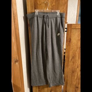Ladies Nike 1x sweats